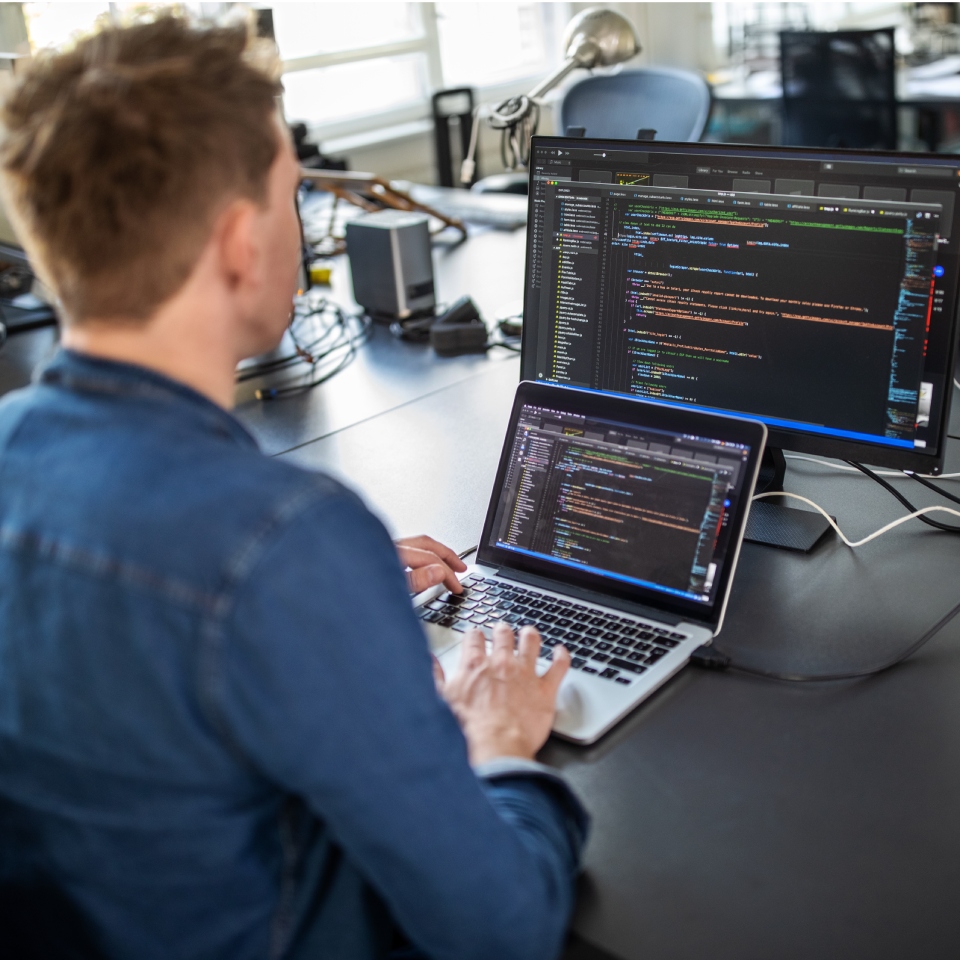 continuous-delivery-ci-cd-HybrIT wat is continuous delivery - CI/CD - HybrIT